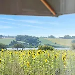 Holiday home In With Wifi *